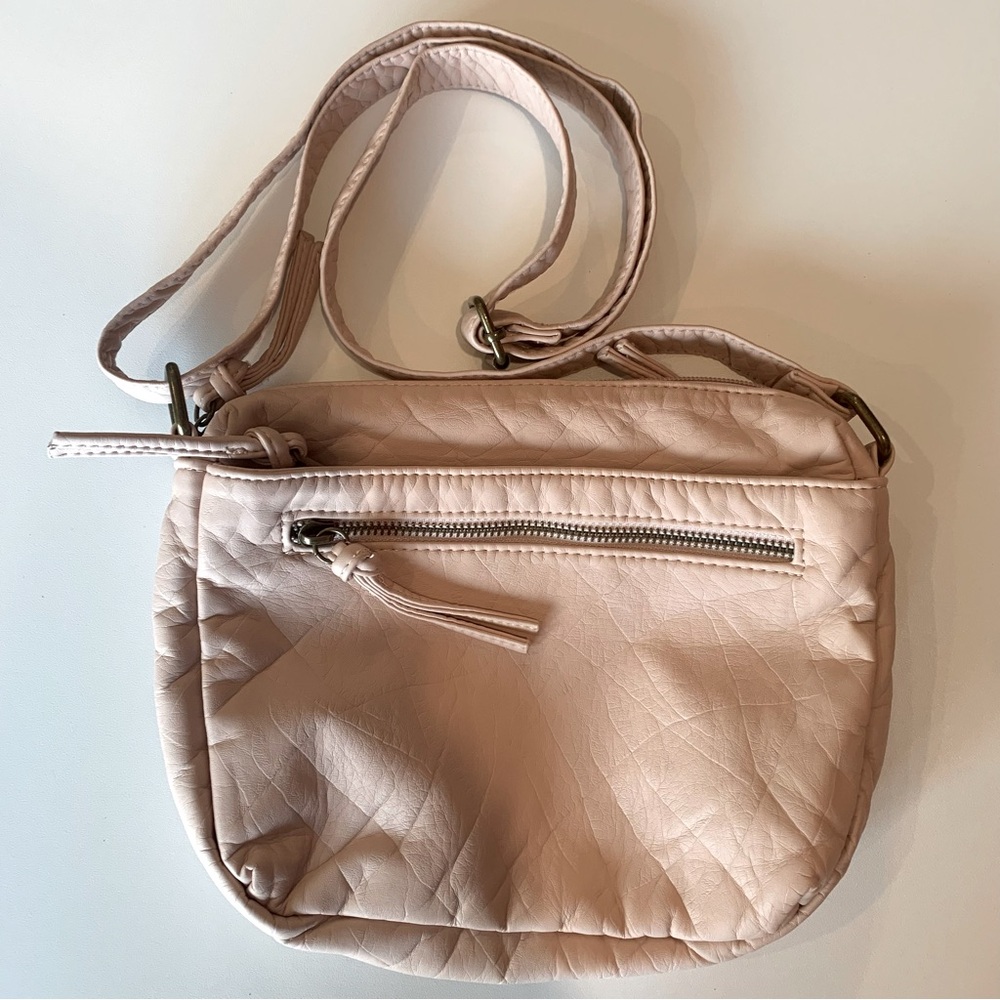 Bueno Elegant Soft Pink Crossbody Bag